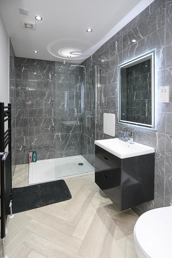 No1 Luxury Service Apartments Belfast Exterior photo